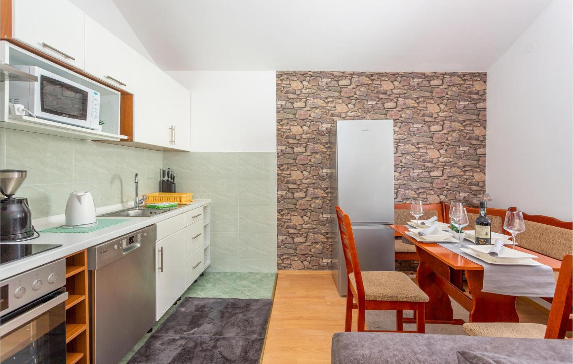 Beautiful Apartment In Krk With Kitchen Krk Town Luaran gambar